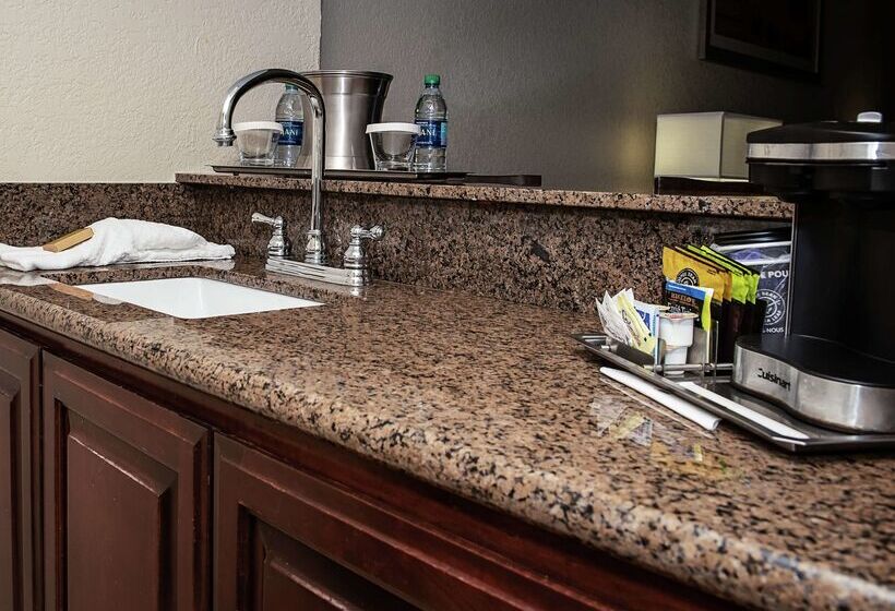 Doubletree By Hilton Hotel Lafayette