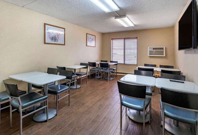 Отель Econo Lodge Billings