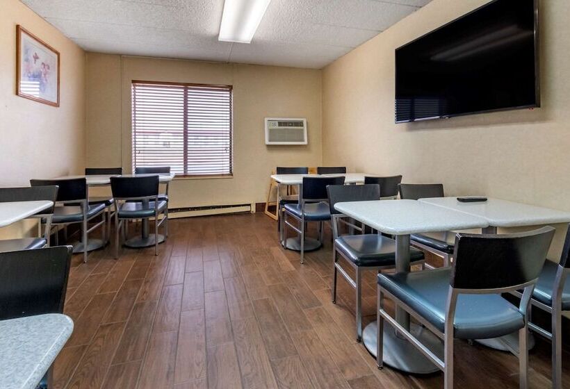 Отель Econo Lodge Billings