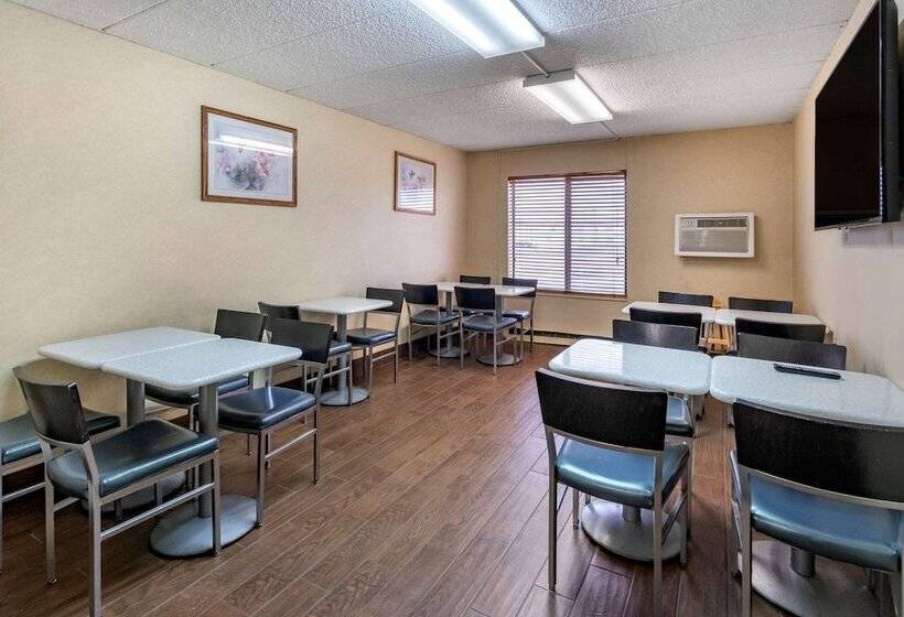 Отель Econo Lodge Billings