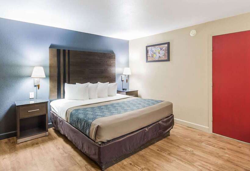 酒店 Econo Lodge Inn & Suites I 35 At Shawnee Mission