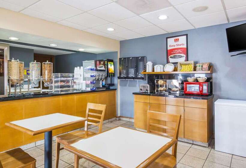 酒店 Econo Lodge Inn & Suites I 35 At Shawnee Mission