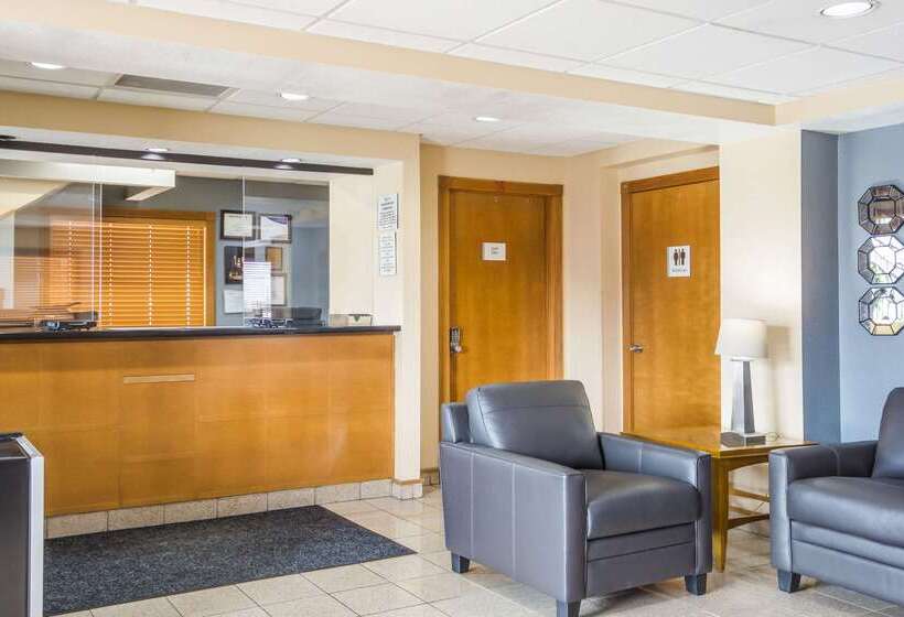 酒店 Econo Lodge Inn & Suites I 35 At Shawnee Mission