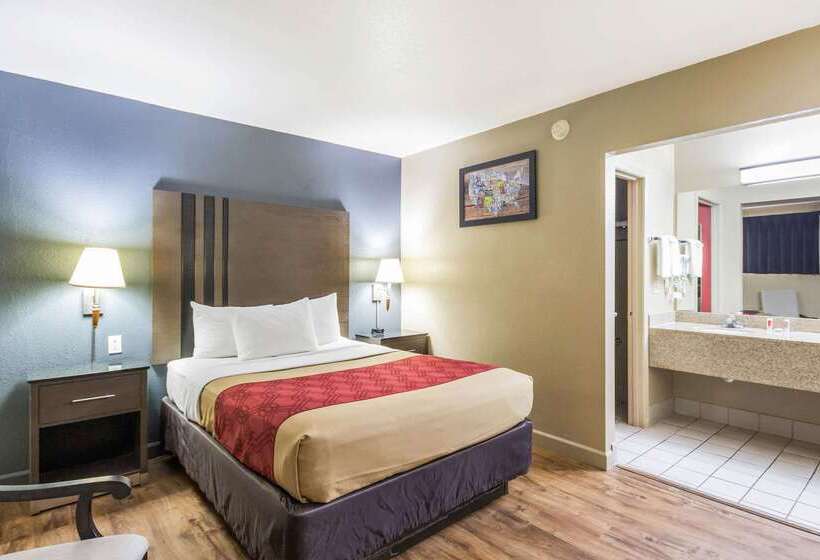 酒店 Econo Lodge Inn & Suites I 35 At Shawnee Mission