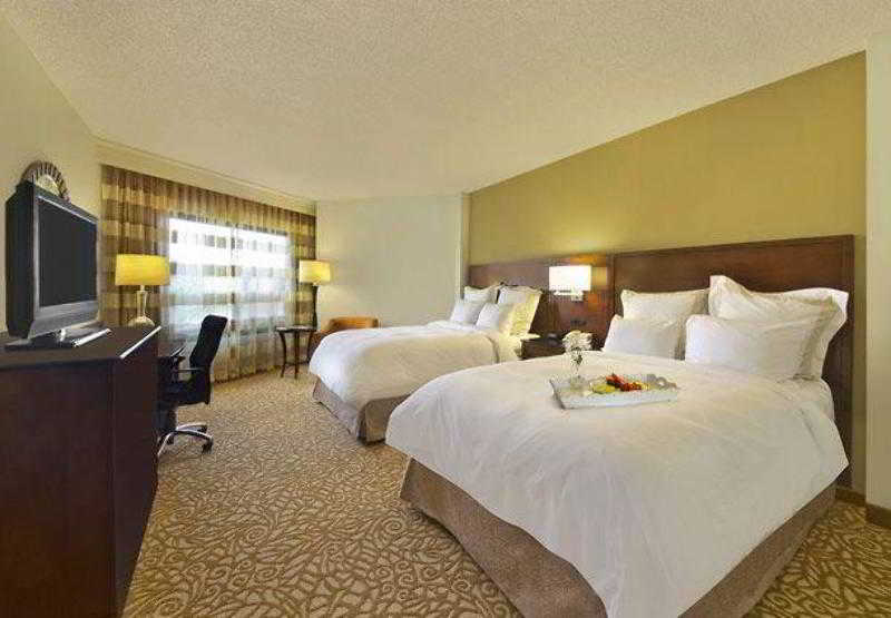 호텔 Fort Collins Marriott