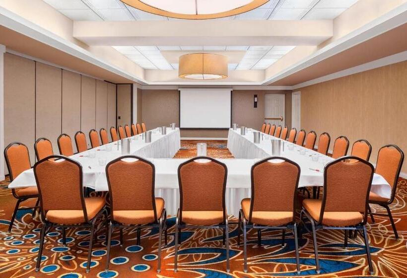 호텔 Fort Collins Marriott