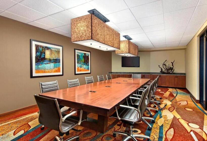 호텔 Fort Collins Marriott