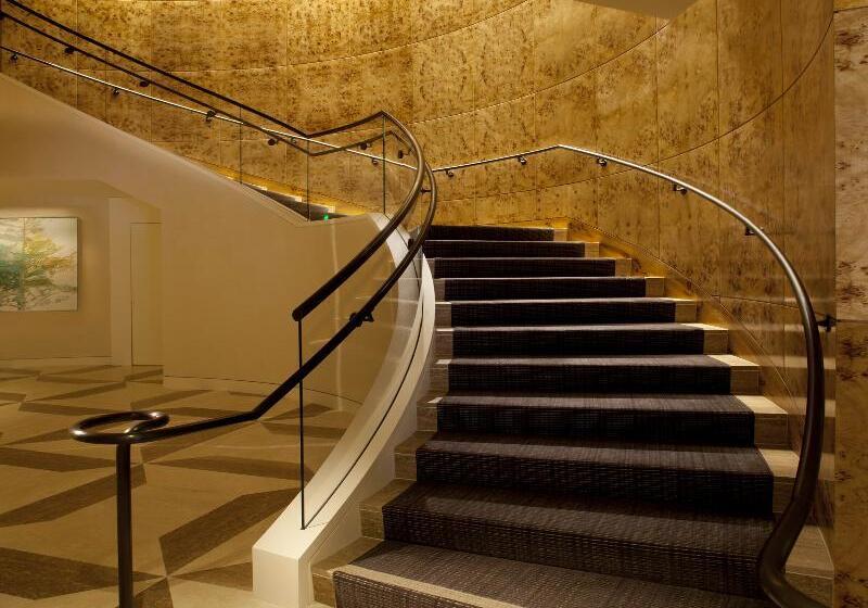 Four Seasons Hotel San Francisco At Embarcadero