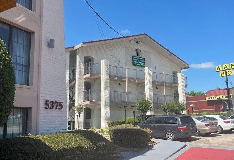 فندق Guest Inn & Suites