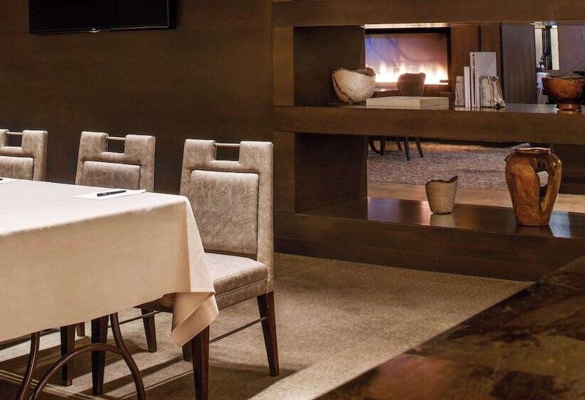 בית מלון כפרי Hilton Denver City Center