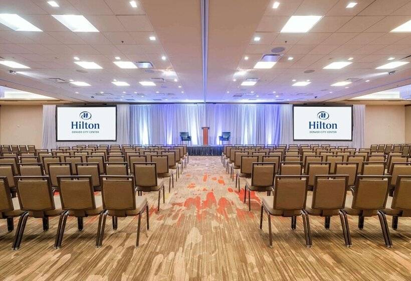 هتل Hilton Denver City Center