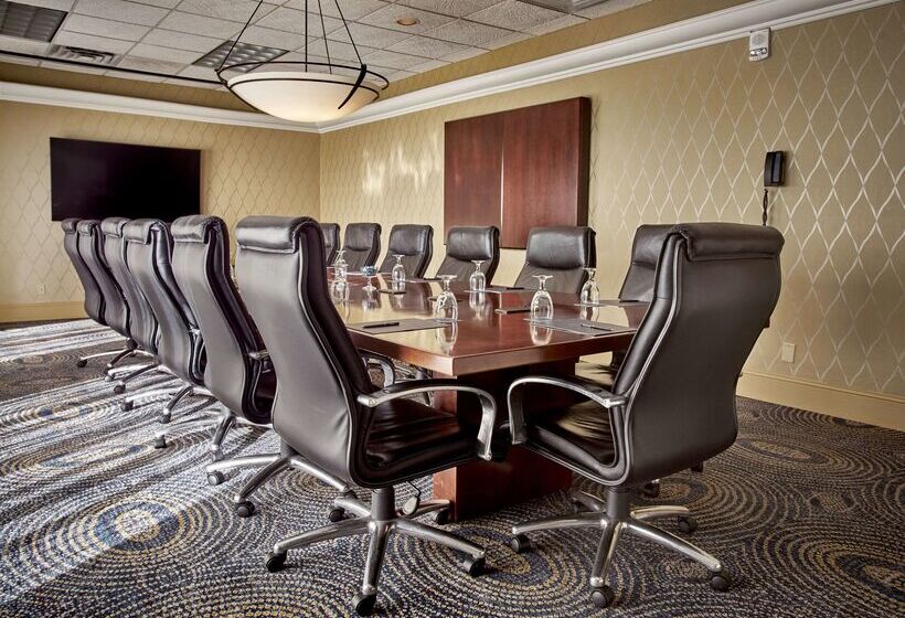 酒店 Hilton Knoxville