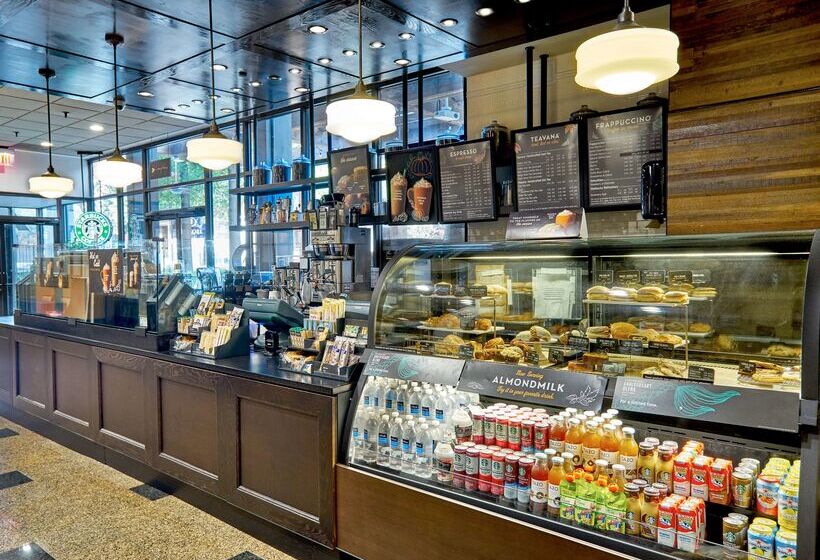 酒店 Hilton Knoxville