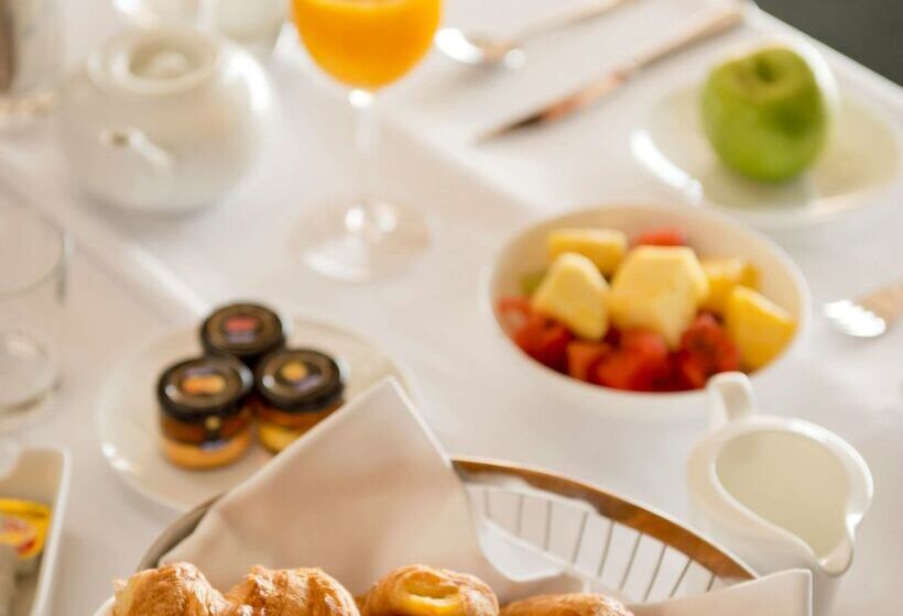 酒店 Hilton Knoxville