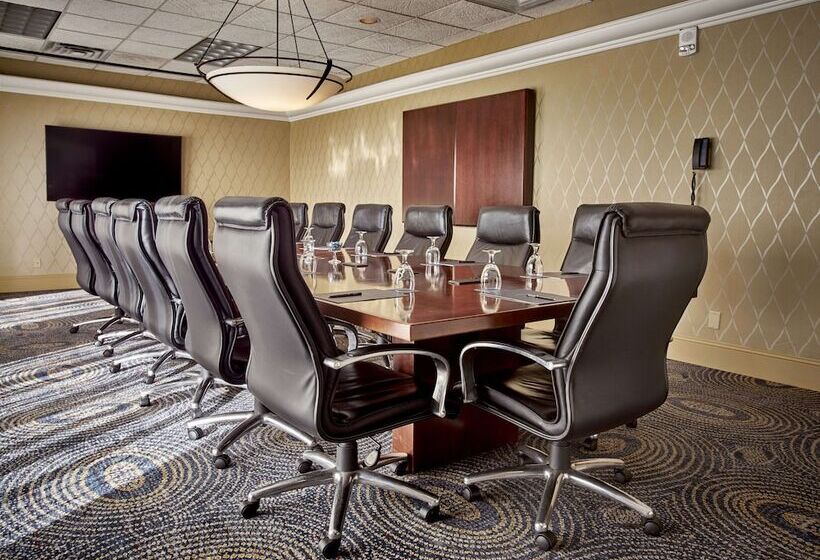 酒店 Hilton Knoxville