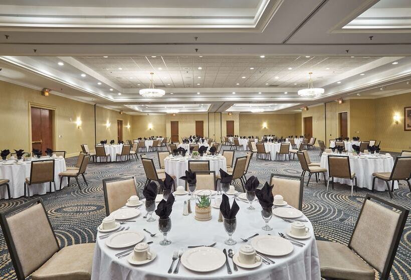 酒店 Hilton Knoxville