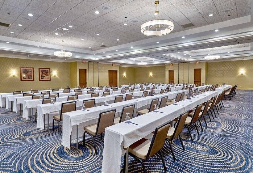 酒店 Hilton Knoxville