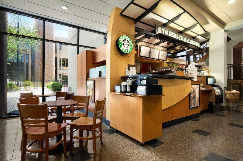 酒店 Hilton Knoxville