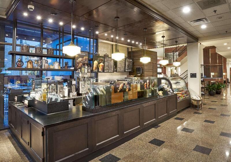 酒店 Hilton Knoxville