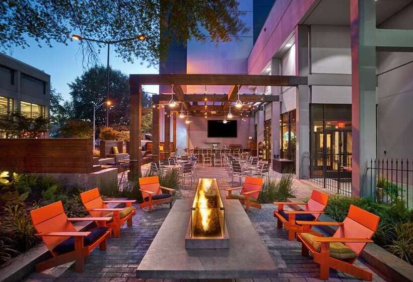 酒店 Hilton Knoxville