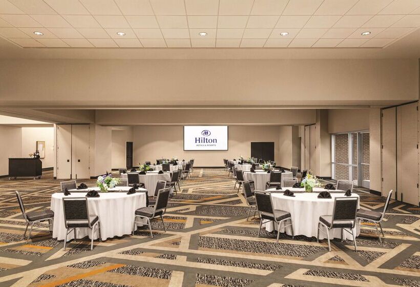 酒店 Hilton Knoxville Airport