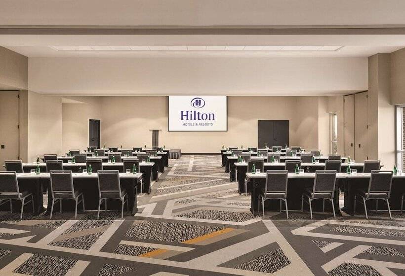 酒店 Hilton Knoxville Airport