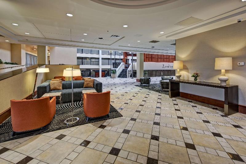 酒店 Hilton Knoxville Airport
