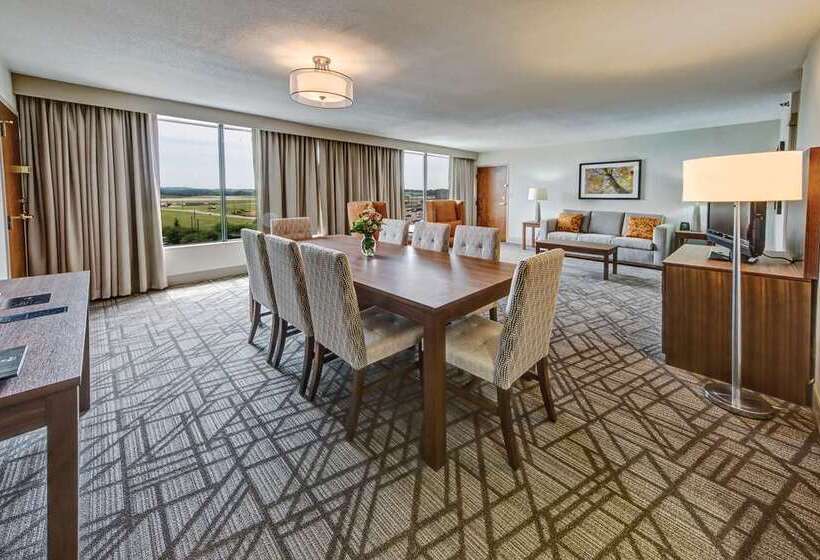 酒店 Hilton Knoxville Airport