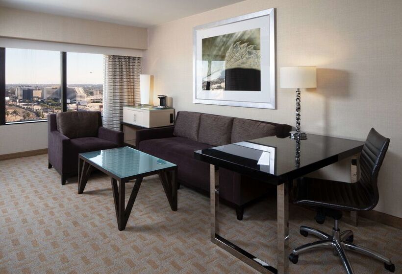 فندق Hilton Los Angeles Airport
