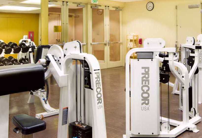 هتل Hilton Los Angeles Airport