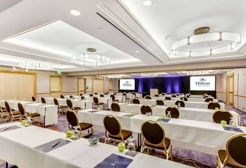 فندق Hilton Los Angeles Airport