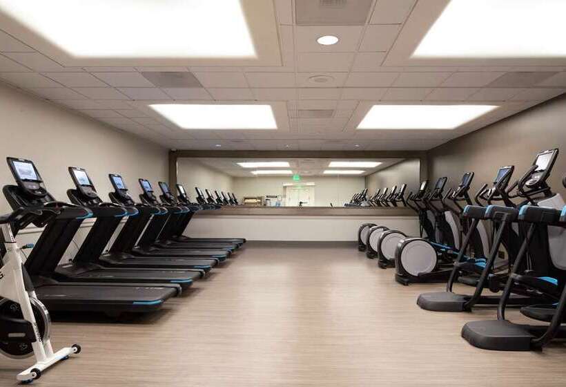 فندق Hilton Los Angeles Airport