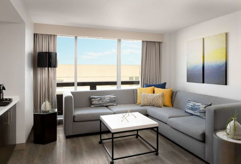 Отель Hilton Washington Dc National Mall The Wharf