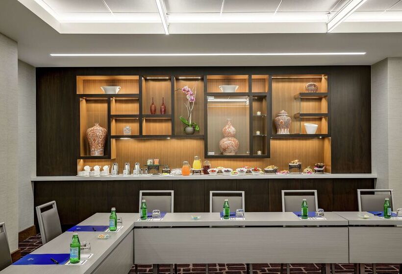 Отель Hilton Washington Dc National Mall The Wharf