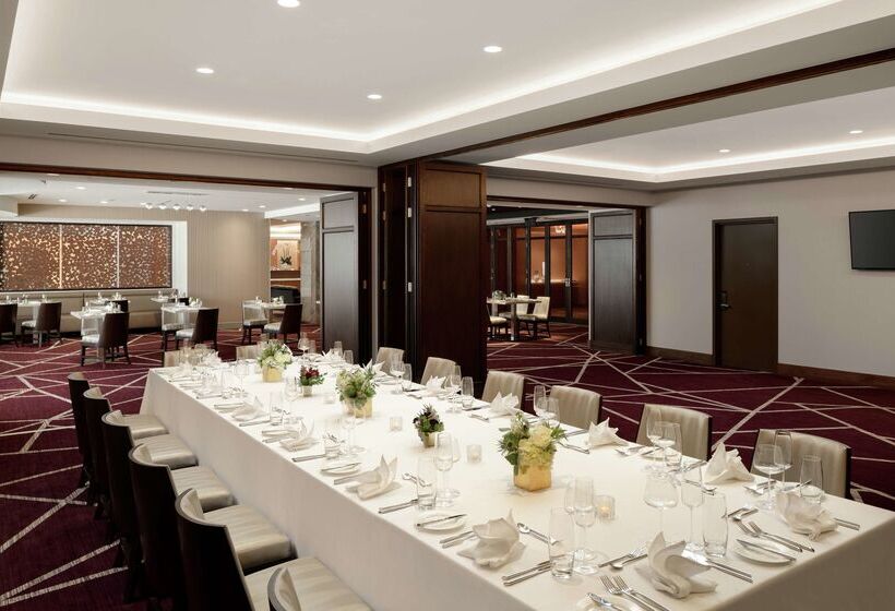 Отель Hilton Washington Dc National Mall The Wharf