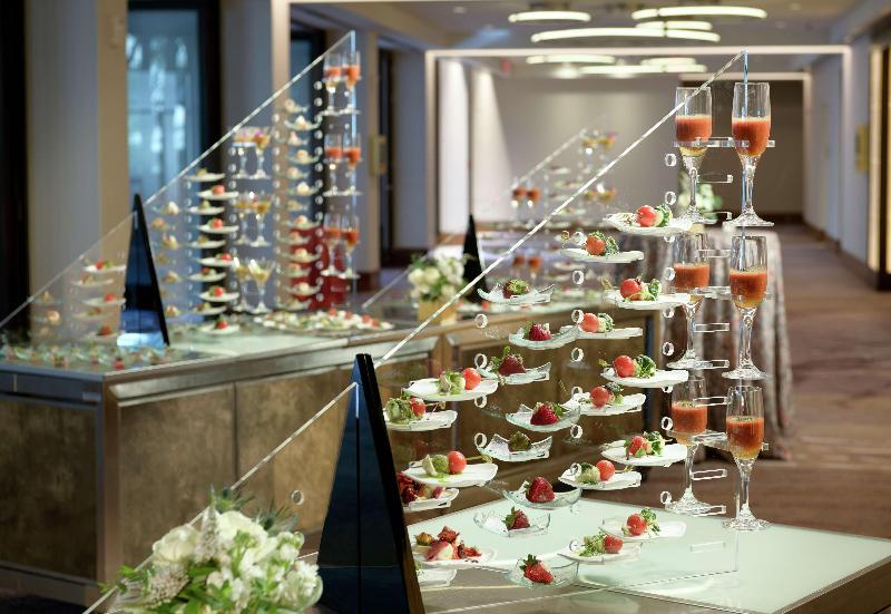 Отель Hilton Washington Dc National Mall The Wharf