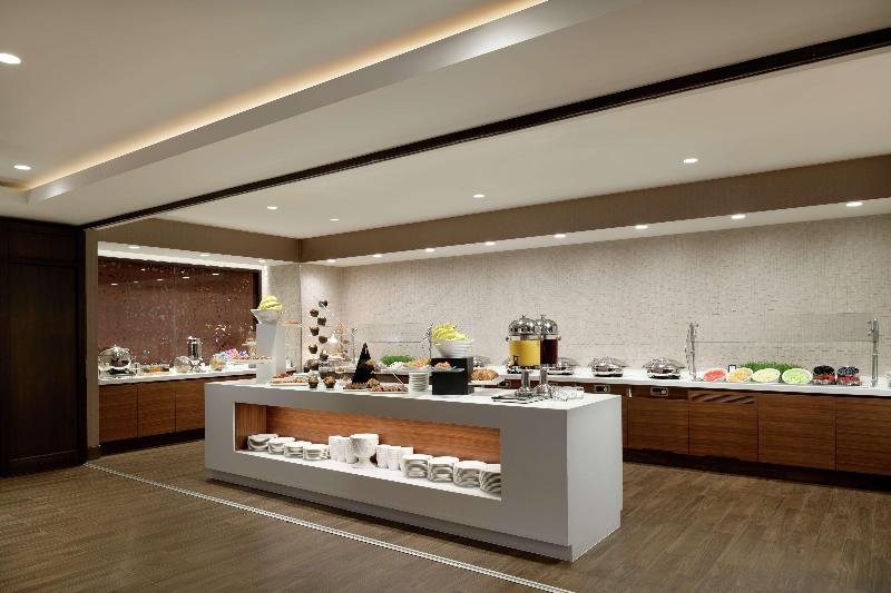 Отель Hilton Washington Dc National Mall The Wharf