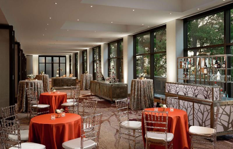 Отель Hilton Washington Dc National Mall The Wharf