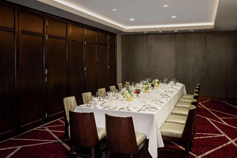 Отель Hilton Washington Dc National Mall The Wharf