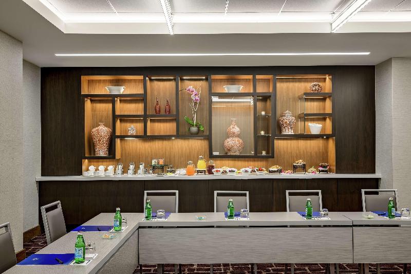 Отель Hilton Washington Dc National Mall The Wharf