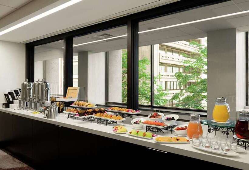 Отель Hilton Washington Dc National Mall The Wharf