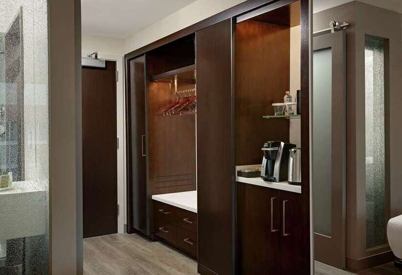 Отель Hilton Washington Dc National Mall The Wharf