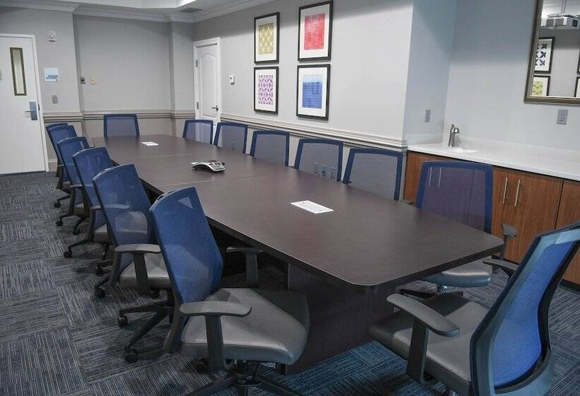 هتل Holiday Inn Express & Suites   Valdosta, An Ihg