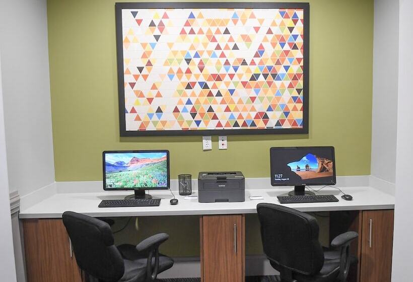 هتل Holiday Inn Express & Suites   Valdosta, An Ihg