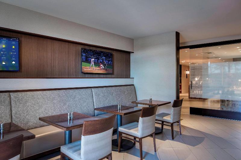 هتل Houston Airport Marriott At George Bush Intercontinental