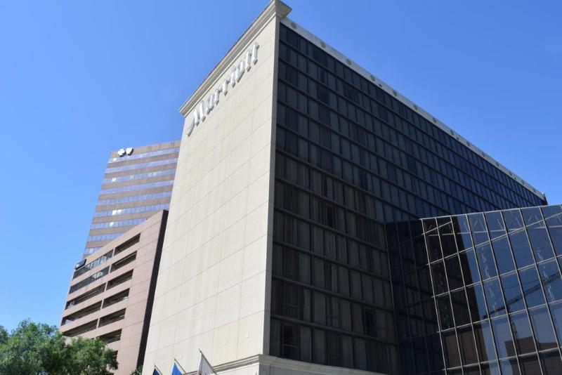 בית מלון כפרי Houston Marriott West Loop By The Galleria