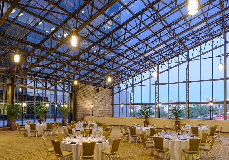 هتل Houston Marriott West Loop By The Galleria