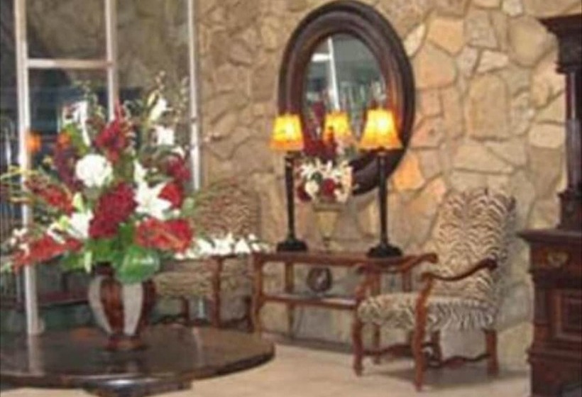 فندق Hub City Inn