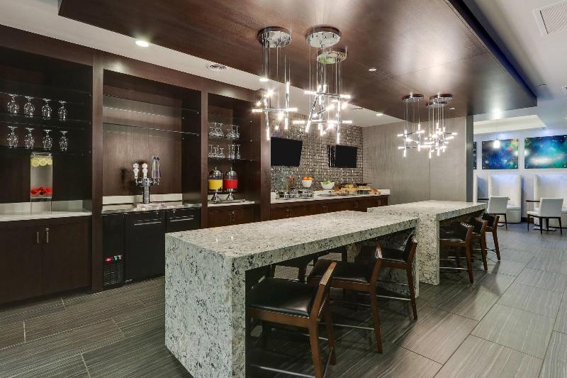 Отель Huntsville Marriott At The Space & Rocket Center