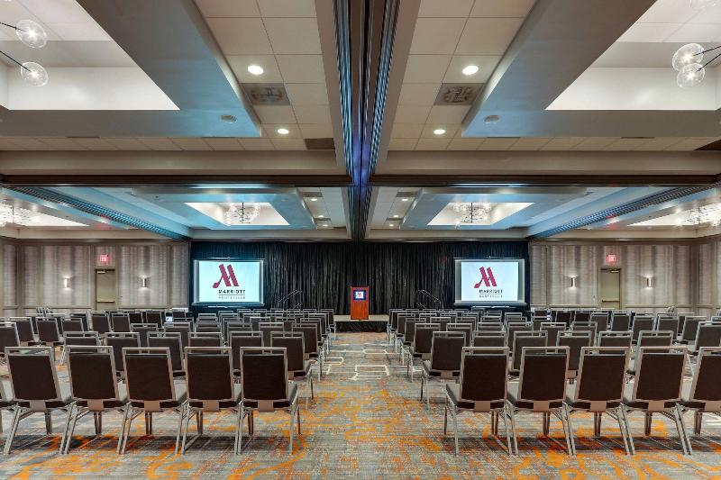 Отель Huntsville Marriott At The Space & Rocket Center